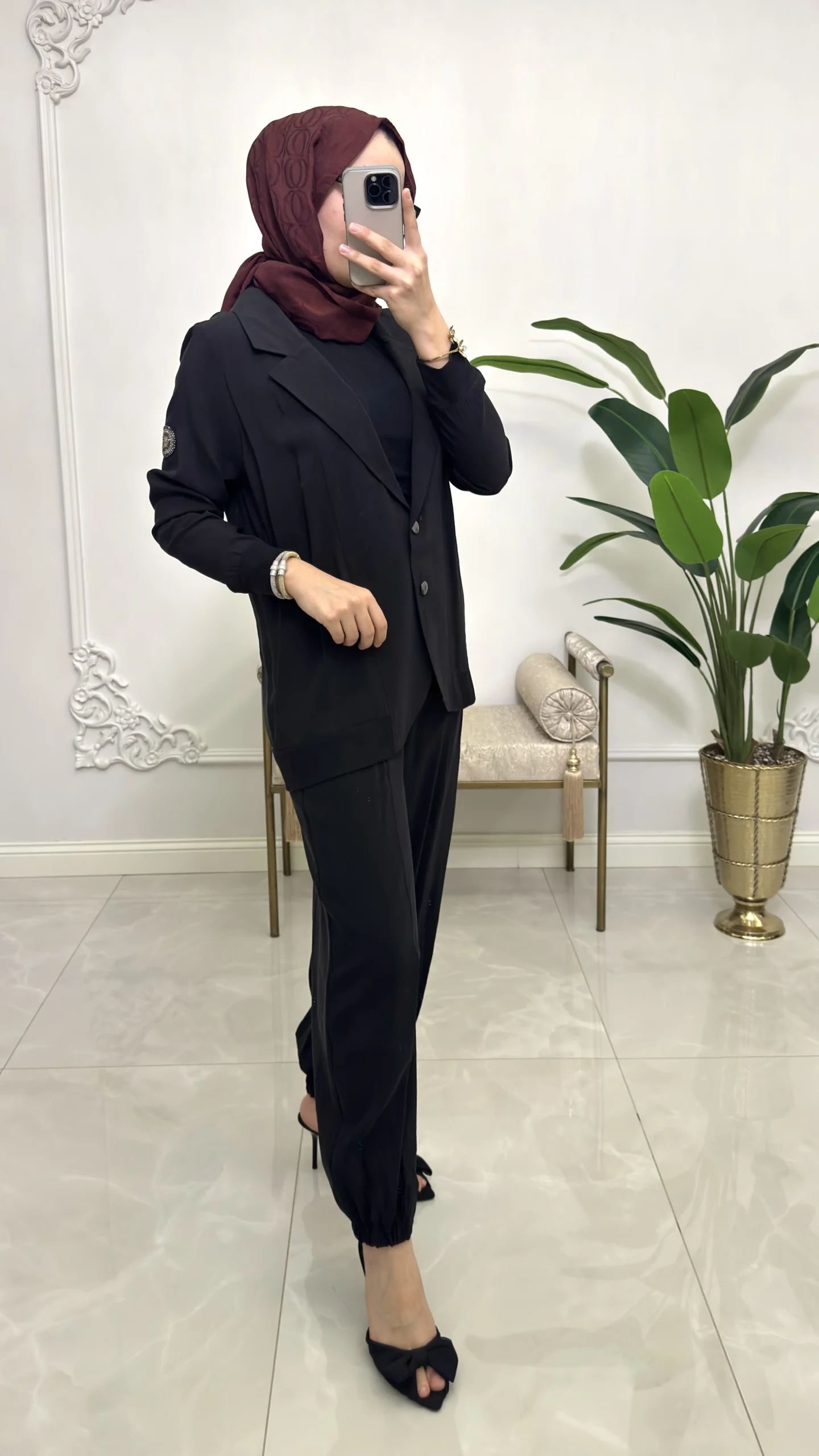 Arma Detaylı Blazer Yaka & Jogger Paça Spor Takım